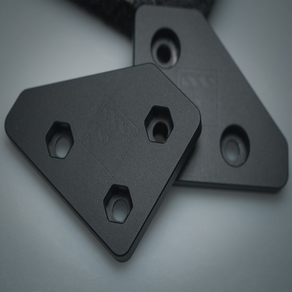 Aye Max-Hinge